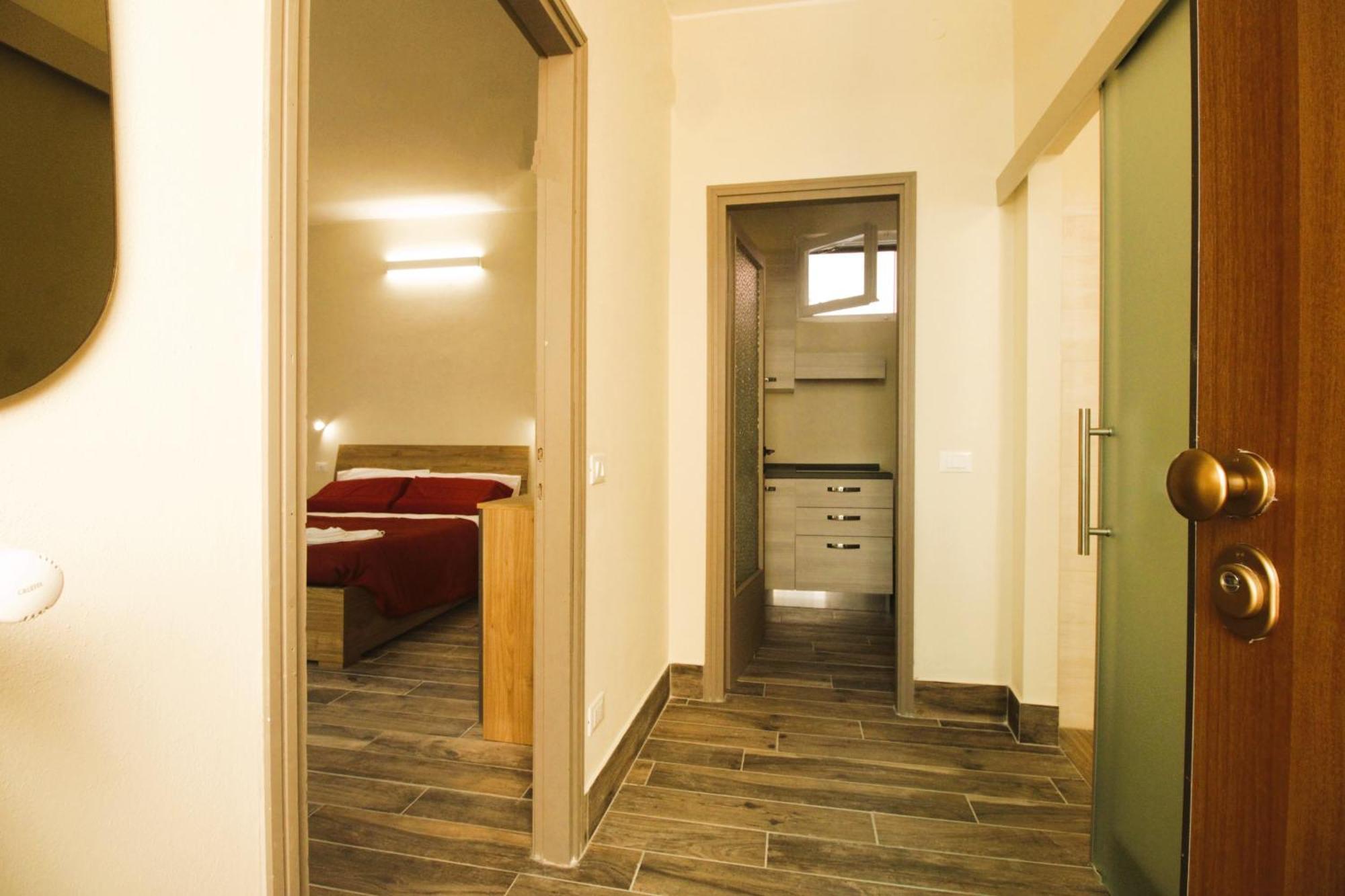 Elegante Suite Con Giardino In Centro Storico Pavia Eksteriør bilde